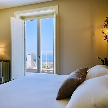 فندق مبيت وإفطار Gialisa 4*