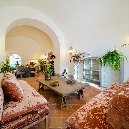 Gialisa Couette-café 4*