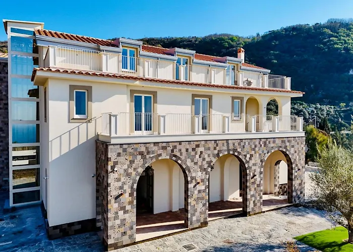 Gialisa Bed & Breakfast 4*