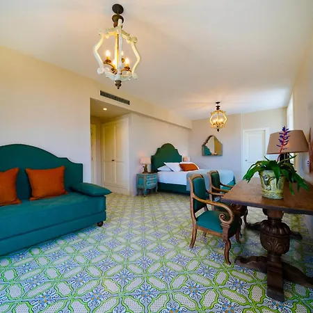 Gialisa Sorrento