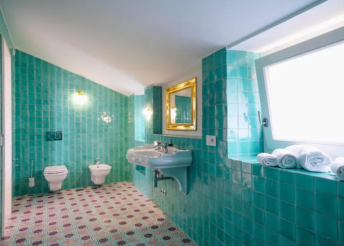 Gialisa Bed & Breakfast 4*